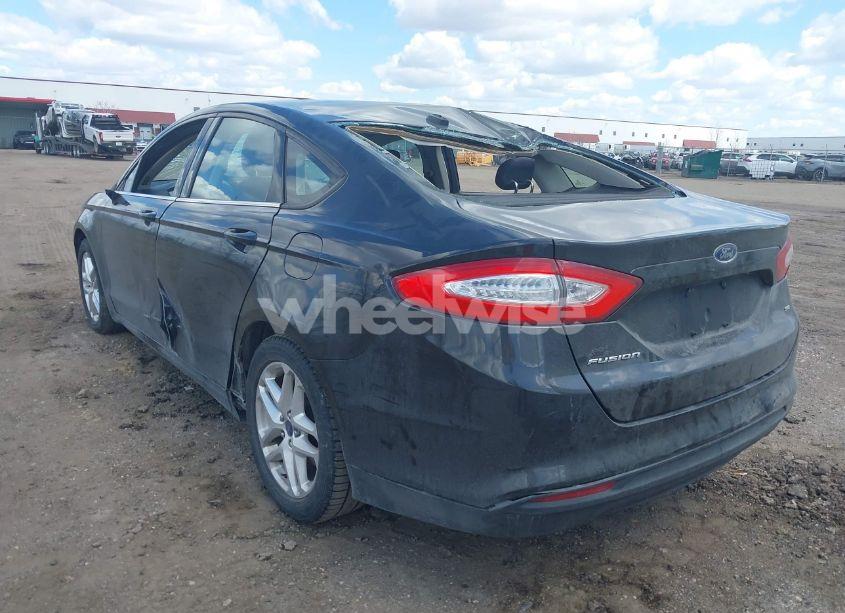 Photo 3 of 2013 Ford Fusion SE (VIN 3FA6P0H75DR204747)