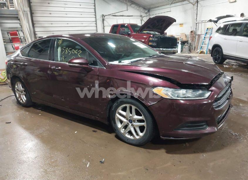 2013 Ford Fusion SE (VIN 3FA6P0H75DR222388) main photo