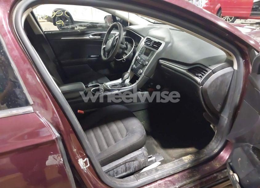 Photo 5 of 2013 Ford Fusion SE (VIN 3FA6P0H75DR222388)