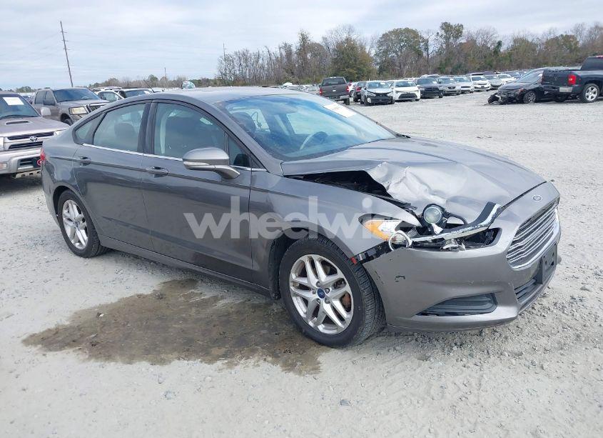 2013 Ford Fusion SE (VIN 3FA6P0H75DR255262) main photo
