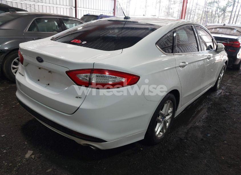 Photo 4 of 2013 Ford Fusion SE (VIN 3FA6P0H75DR256332)