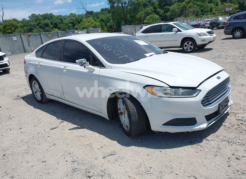 2013 Ford Fusion SE (VIN 3FA6P0H75DR274426) main photo