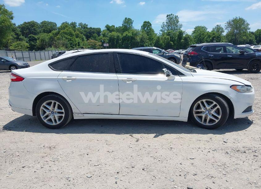 Photo 13 of 2013 Ford Fusion SE (VIN 3FA6P0H75DR274426)