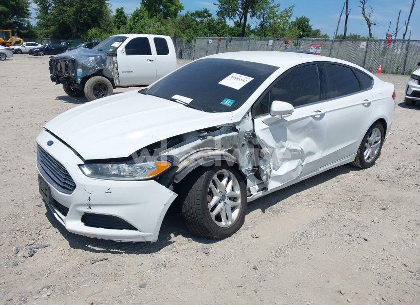 Photo 2 of 2013 Ford Fusion SE (VIN 3FA6P0H75DR274426)