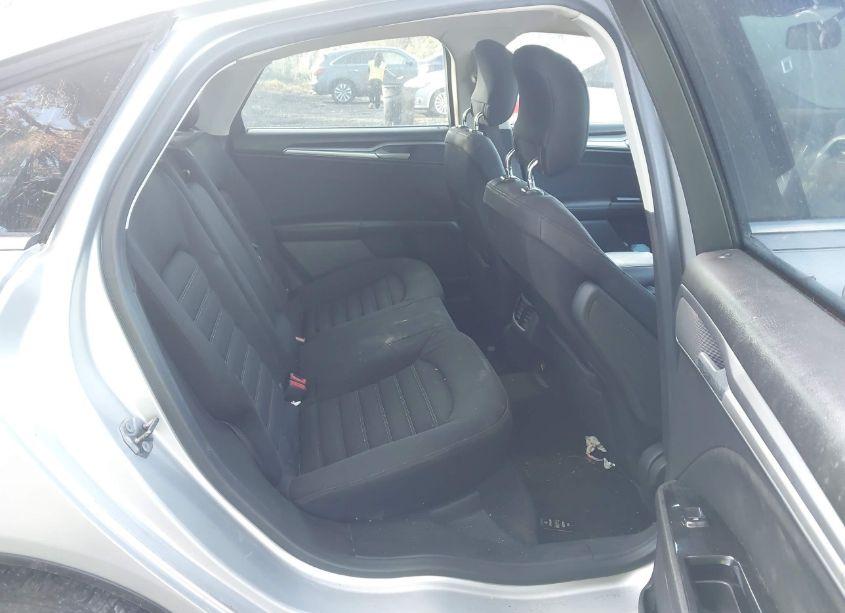 Photo 8 of 2013 Ford Fusion SE (VIN 3FA6P0H75DR294899)