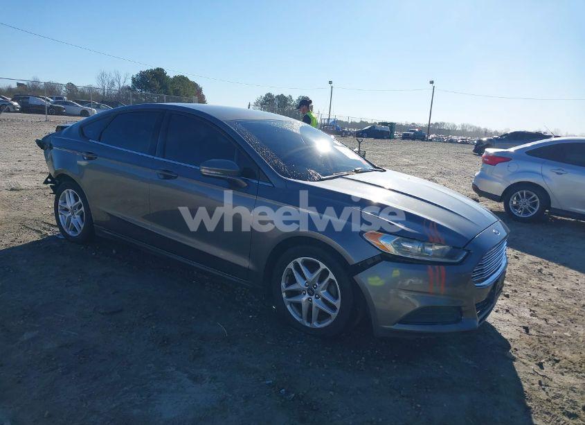2013 Ford Fusion SE (VIN 3FA6P0H75DR346905) main photo