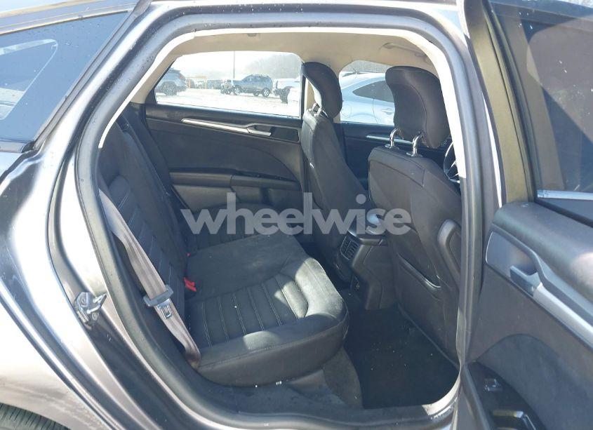 Photo 8 of 2013 Ford Fusion SE (VIN 3FA6P0H75DR346905)