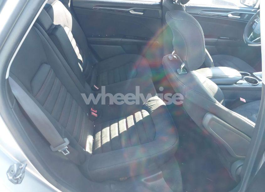 Photo 8 of 2013 Ford Fusion SE (VIN 3FA6P0H75DR367477)