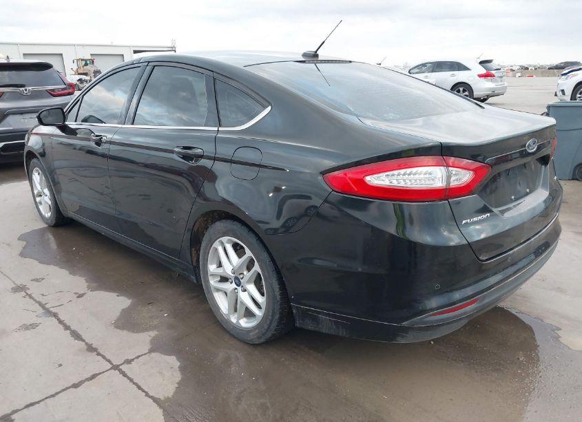 Photo 3 of 2013 Ford Fusion SE (VIN 3FA6P0H75DR378592)