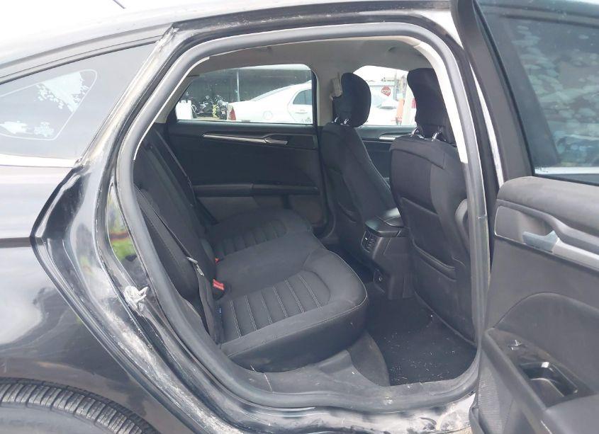 Photo 8 of 2013 Ford Fusion SE (VIN 3FA6P0H75DR378592)