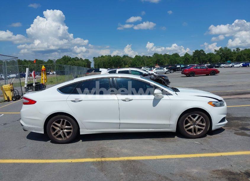Photo 13 of 2014 Ford Fusion SE (VIN 3FA6P0H75ER272600)