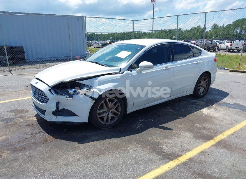 Photo 2 of 2014 Ford Fusion SE (VIN 3FA6P0H75ER272600)