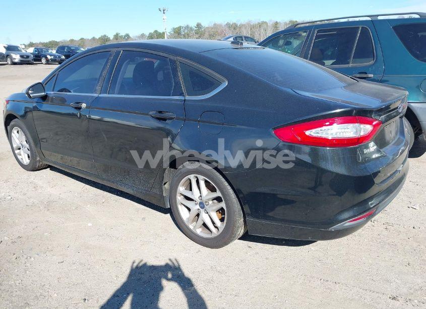 Photo 3 of 2014 Ford Fusion SE (VIN 3FA6P0H75ER318393)