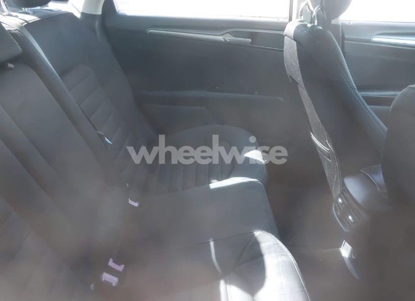 Photo 8 of 2014 Ford Fusion SE (VIN 3FA6P0H75ER318393)