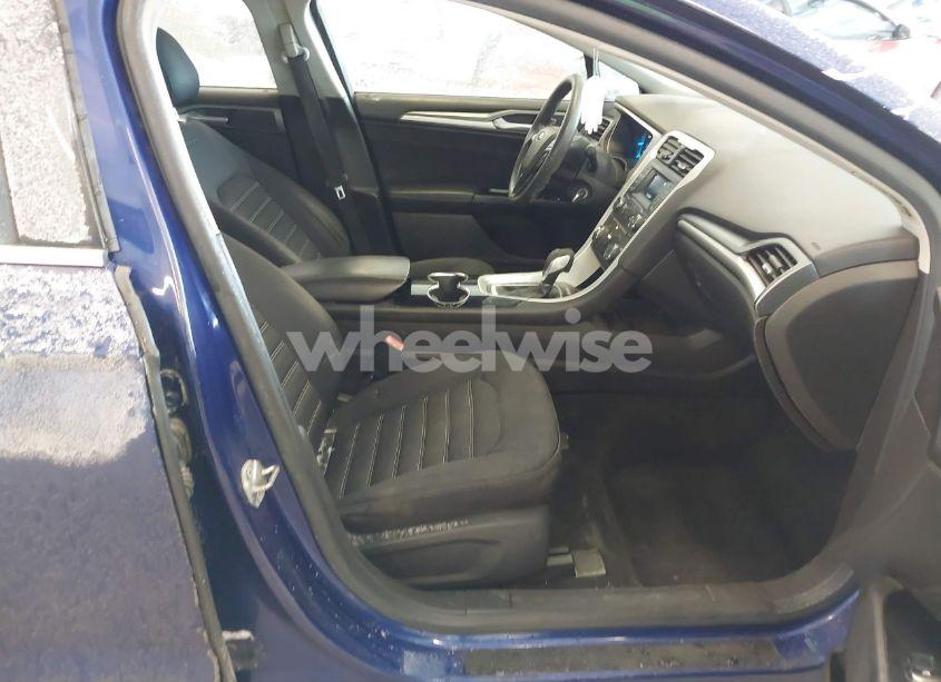 Photo 5 of 2014 Ford Fusion SE (VIN 3FA6P0H75ER377976)