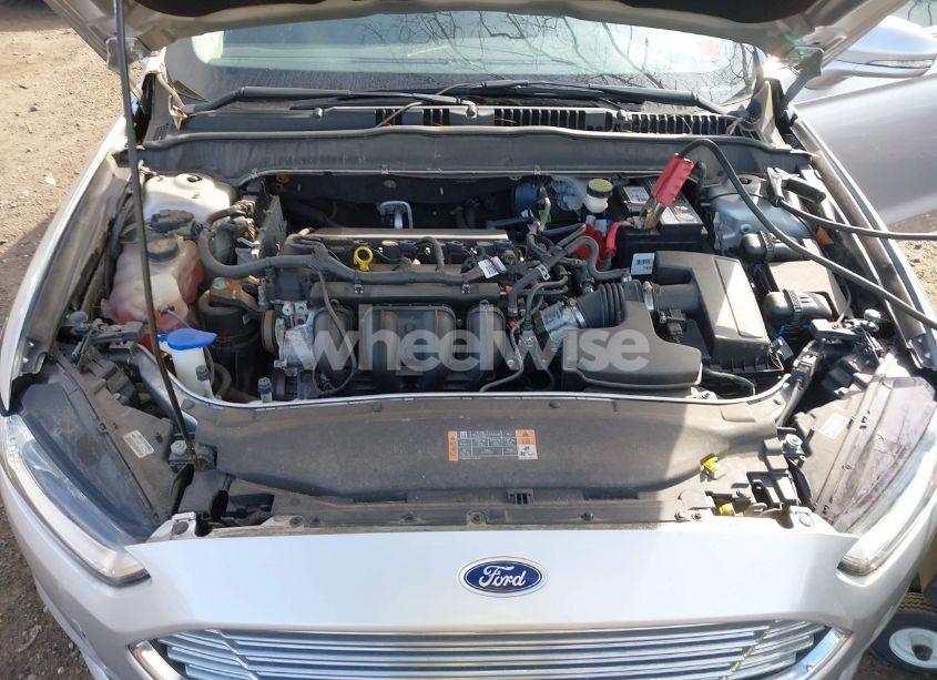 Photo 10 of 2015 Ford Fusion SE (VIN 3FA6P0H75FR101072)