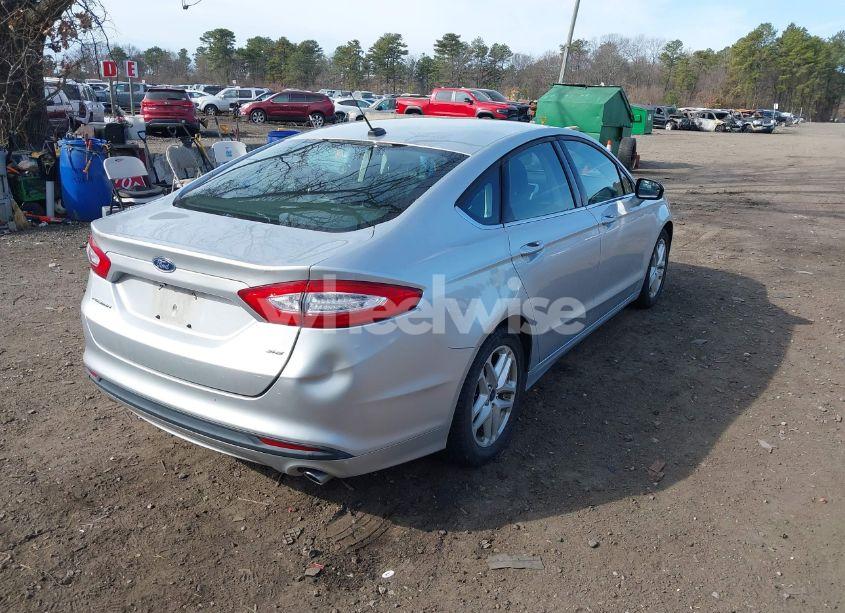 Photo 4 of 2015 Ford Fusion SE (VIN 3FA6P0H75FR101072)
