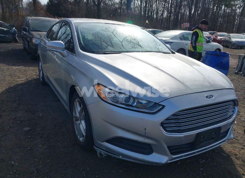 Photo 6 of 2015 Ford Fusion SE (VIN 3FA6P0H75FR101072)