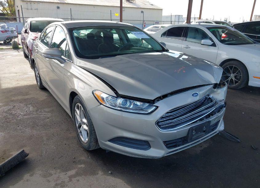 2015 Ford Fusion SE (VIN 3FA6P0H75FR105851) main photo