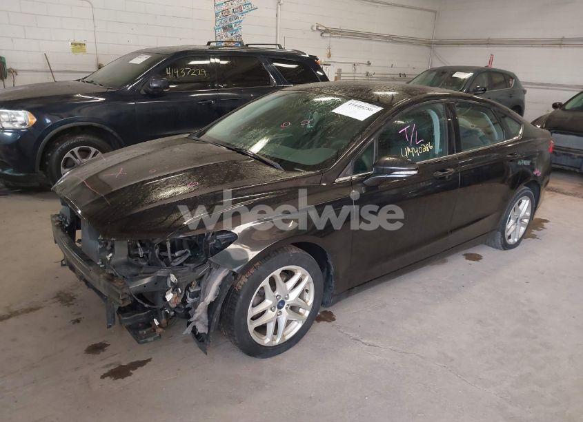 Photo 2 of 2015 Ford Fusion SE (VIN 3FA6P0H75FR114288)
