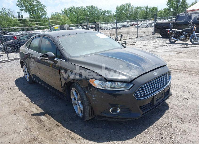 2015 Ford Fusion SE (VIN 3FA6P0H75FR244636) main photo