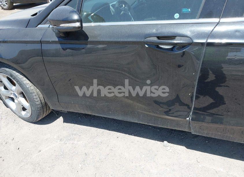 Photo 16 of 2015 Ford Fusion SE (VIN 3FA6P0H75FR244636)