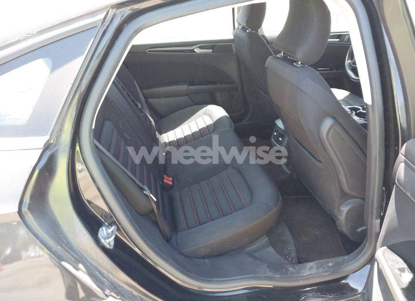 Photo 8 of 2015 Ford Fusion SE (VIN 3FA6P0H75FR244636)