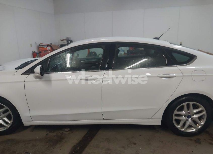 Photo 15 of 2015 Ford Fusion SE (VIN 3FA6P0H75FR276342)