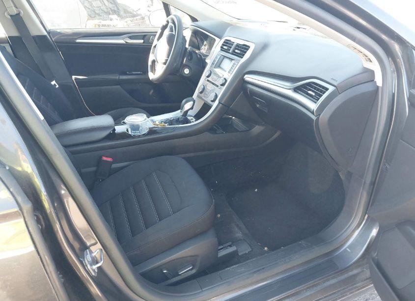 Photo 5 of 2015 Ford Fusion SE (VIN 3FA6P0H75FR277894)