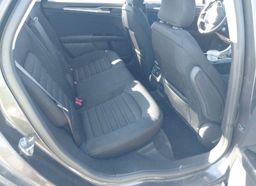 Photo 8 of 2015 Ford Fusion SE (VIN 3FA6P0H75FR277894)