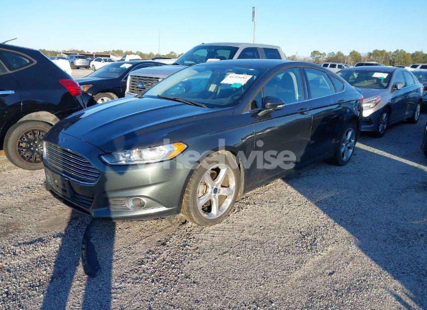 Photo 2 of 2015 Ford Fusion SE (VIN 3FA6P0H75FR289513)