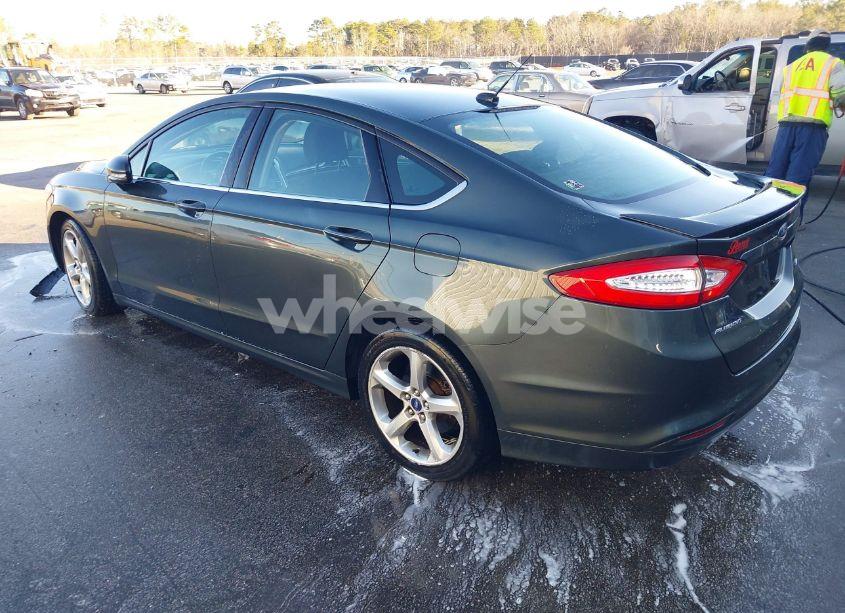 Photo 3 of 2015 Ford Fusion SE (VIN 3FA6P0H75FR289513)