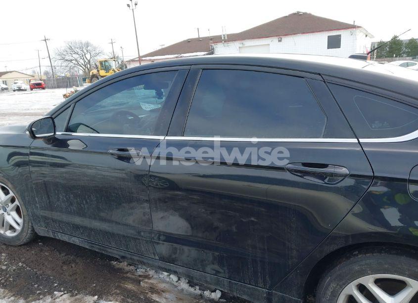 Photo 14 of 2015 Ford Fusion SE (VIN 3FA6P0H75FR290497)