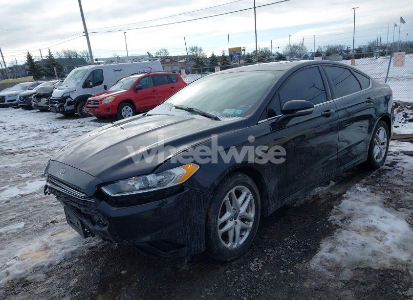 Photo 2 of 2015 Ford Fusion SE (VIN 3FA6P0H75FR290497)