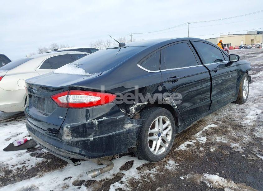 Photo 4 of 2015 Ford Fusion SE (VIN 3FA6P0H75FR290497)