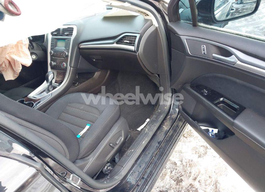 Photo 5 of 2015 Ford Fusion SE (VIN 3FA6P0H75FR290497)