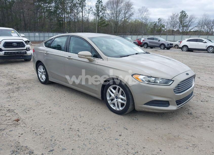 2015 Ford Fusion SE (VIN 3FA6P0H75FR307038) main photo