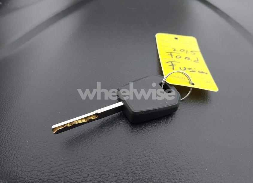 Photo 11 of 2015 Ford Fusion SE (VIN 3FA6P0H75FR307038)