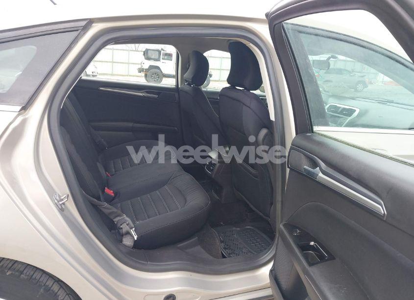 Photo 8 of 2015 Ford Fusion SE (VIN 3FA6P0H75FR307038)