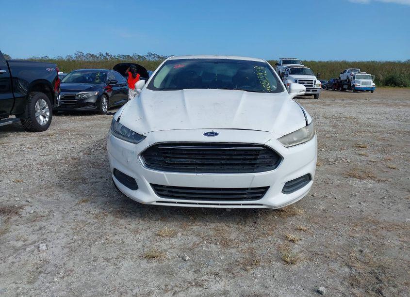 Photo 12 of 2016 Ford Fusion SE (VIN 3FA6P0H75GR121405)
