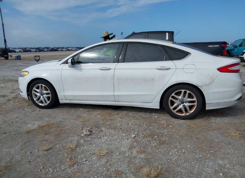 Photo 14 of 2016 Ford Fusion SE (VIN 3FA6P0H75GR121405)