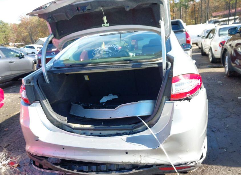 Photo 16 of 2016 Ford Fusion SE (VIN 3FA6P0H75GR131237)