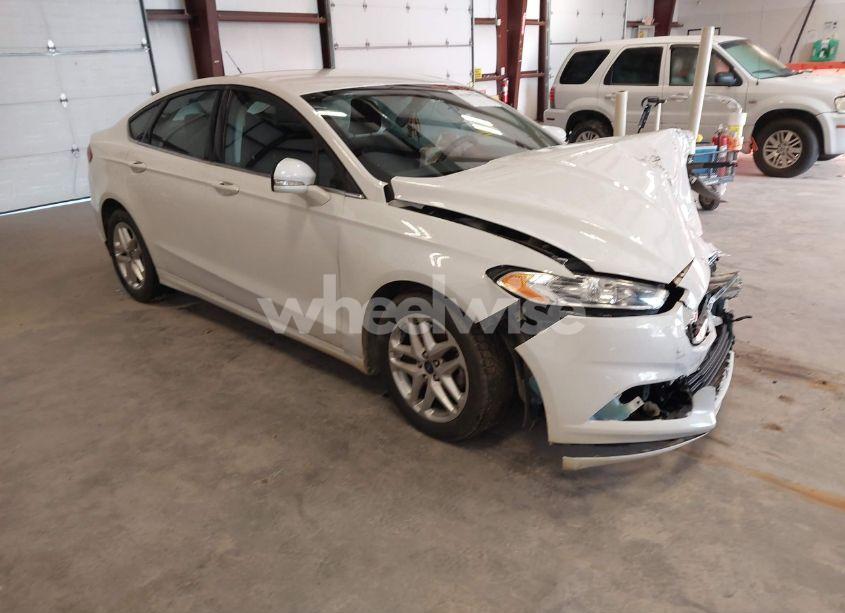 2016 Ford Fusion SE (VIN 3FA6P0H75GR131626) main photo