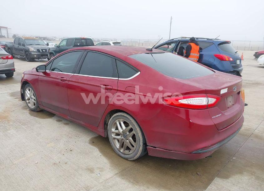 Photo 3 of 2016 Ford Fusion SE (VIN 3FA6P0H75GR148927)