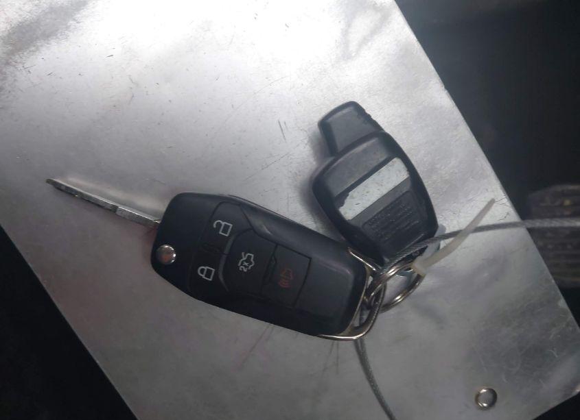 Photo 11 of 2016 Ford Fusion SE (VIN 3FA6P0H75GR171849)