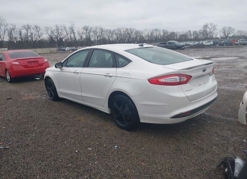 Photo 3 of 2016 Ford Fusion SE (VIN 3FA6P0H75GR171849)