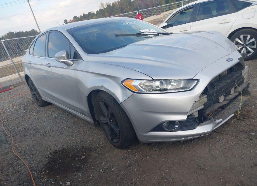 2016 Ford Fusion SE (VIN 3FA6P0H75GR190563) main photo