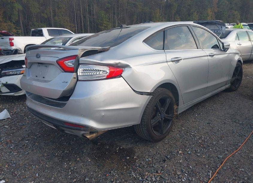 Photo 4 of 2016 Ford Fusion SE (VIN 3FA6P0H75GR190563)