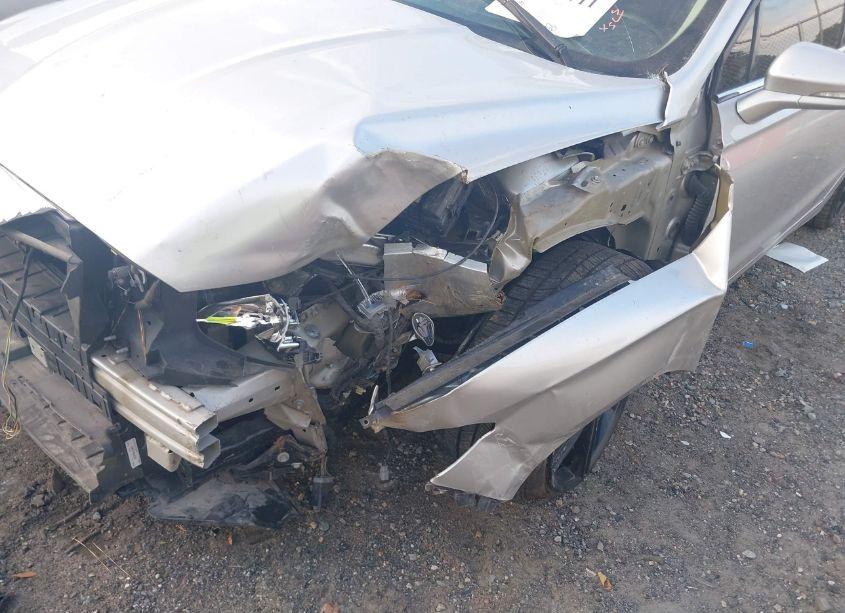 Photo 6 of 2016 Ford Fusion SE (VIN 3FA6P0H75GR190563)