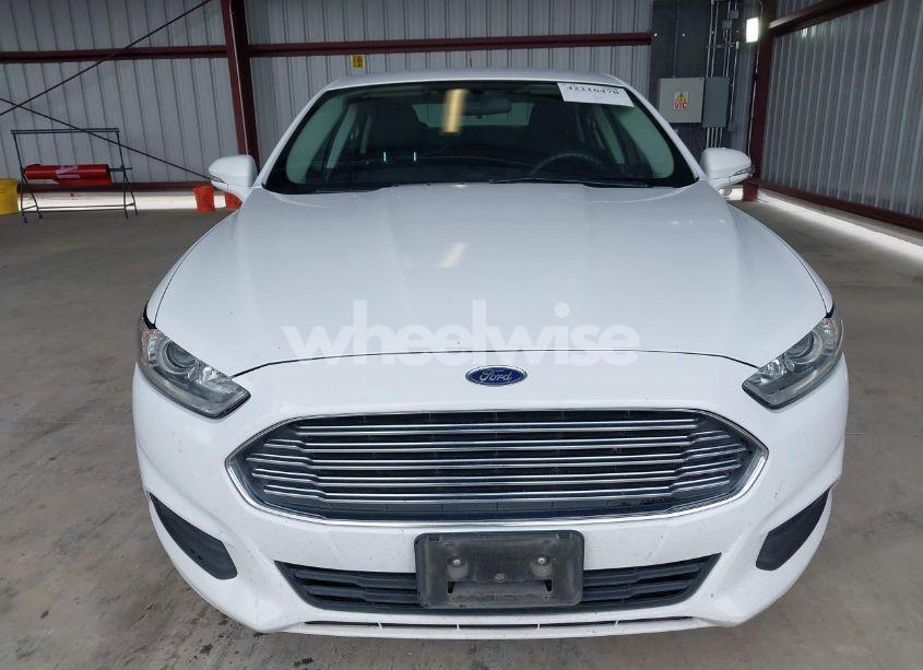 Photo 12 of 2016 Ford Fusion SE (VIN 3FA6P0H75GR216949)